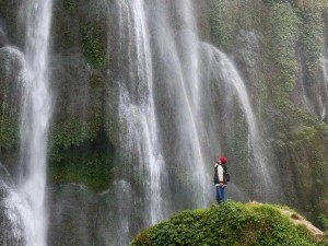 山水三叠(探寻山水三叠之美)